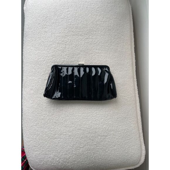 Chinese Laundry Clutch Purse Patent Leather Bag - Picture 1 of 5